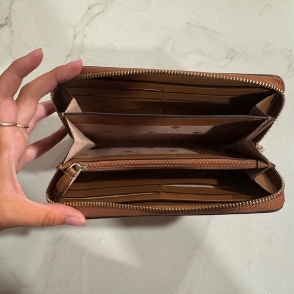 Kate Spade Tan Leather Zip Wallet - Picture 3 of 3